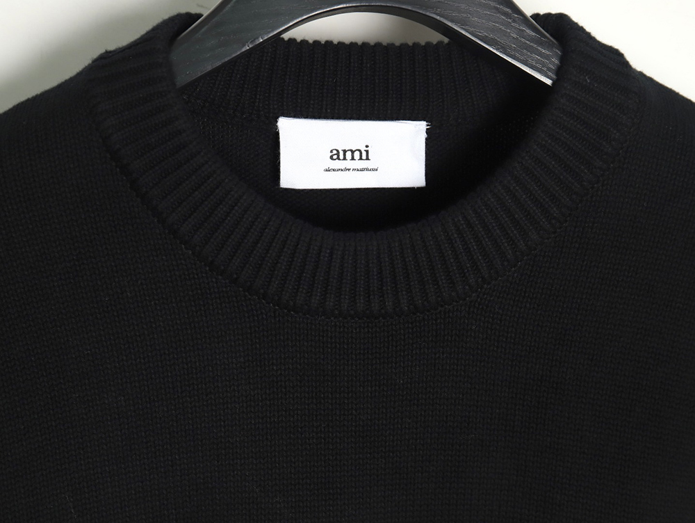 AMI PARIS Heart embroidered crew neck sweater TSK2