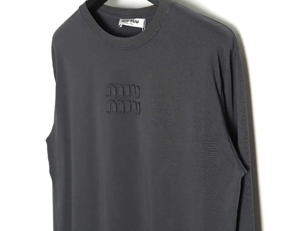 Miu Miu long-sleeved T-shirt with alphabet patchwork TSK1