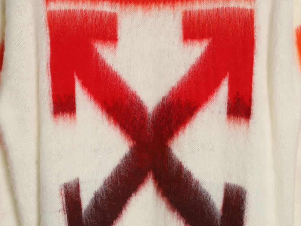 Off White mohair sweater TSK5