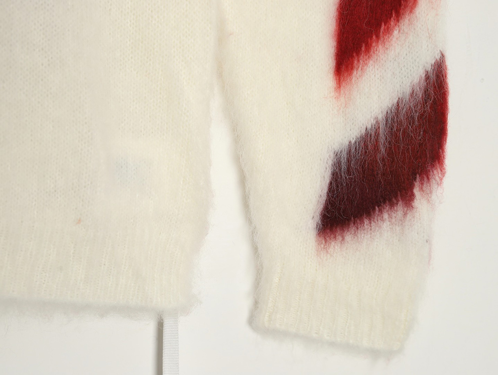 Off White mohair sweater TSK5