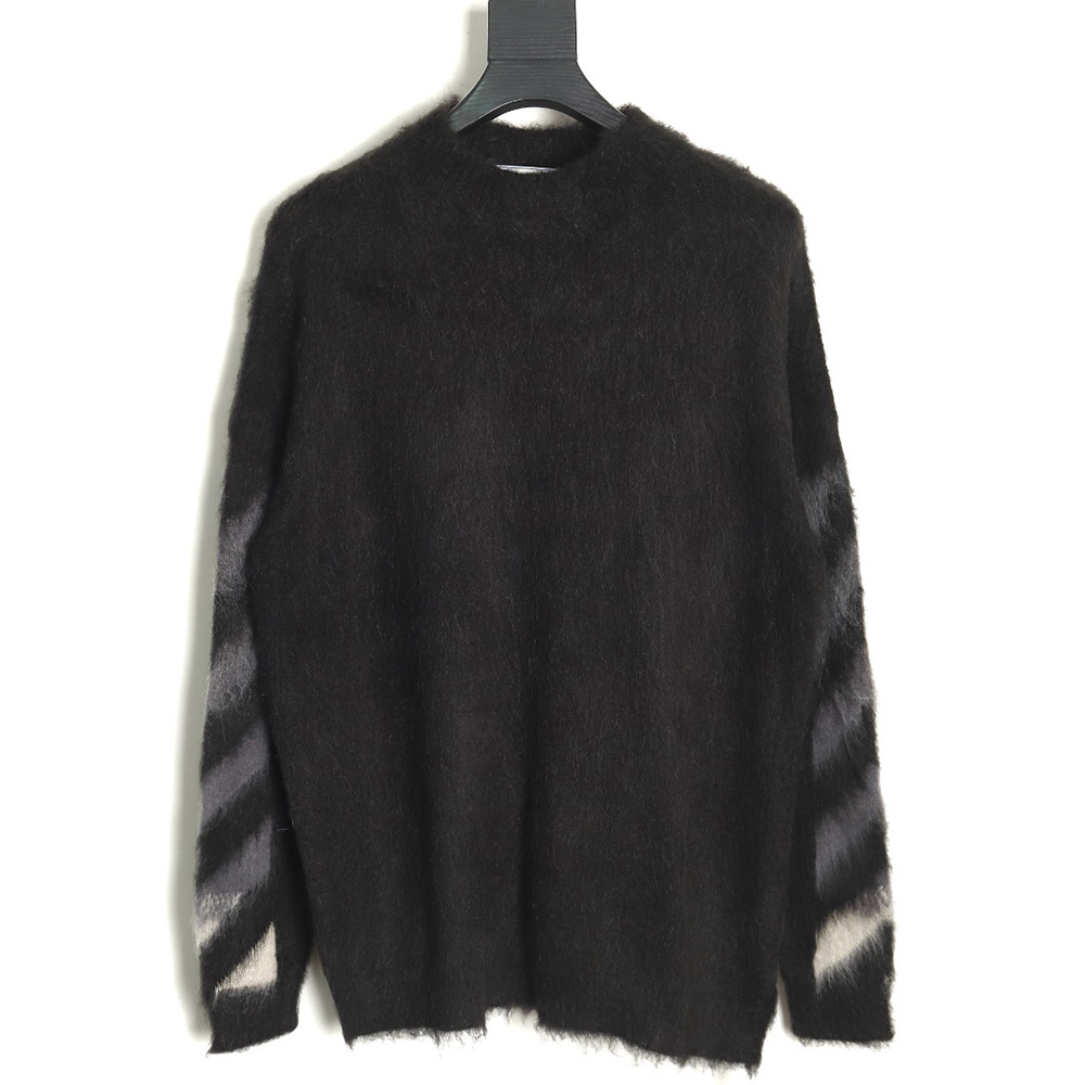 Off White mohair sweater TSK10