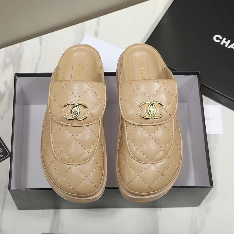 CHANEL CC Turnlock Mules