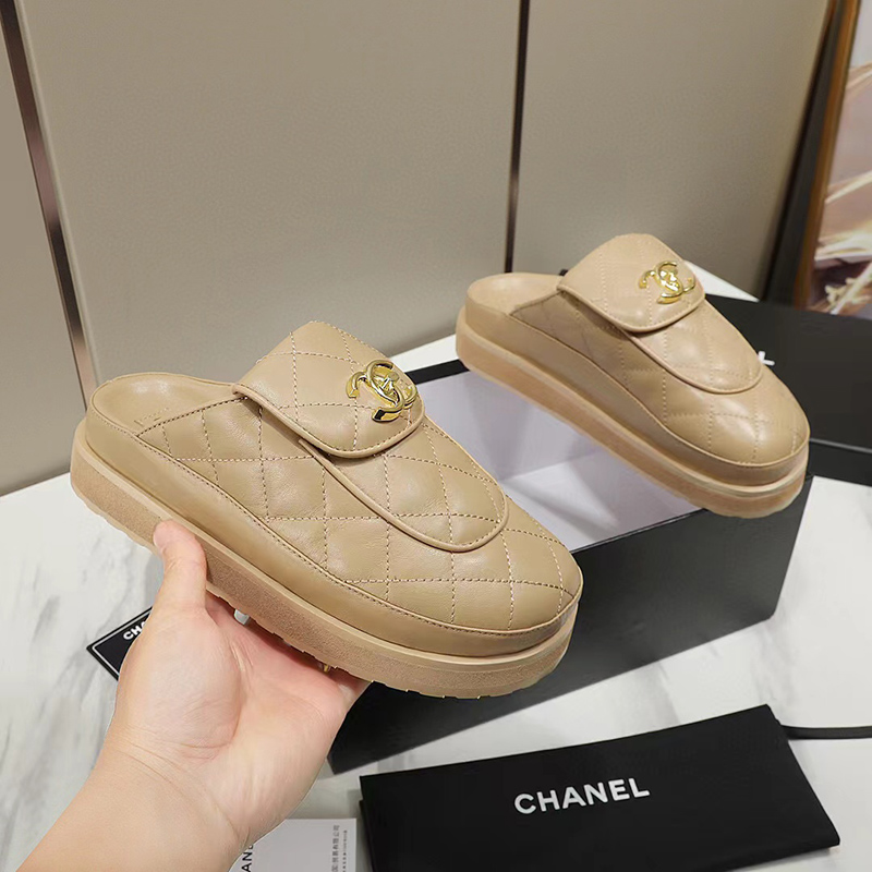 CHANEL CC Turnlock Mules