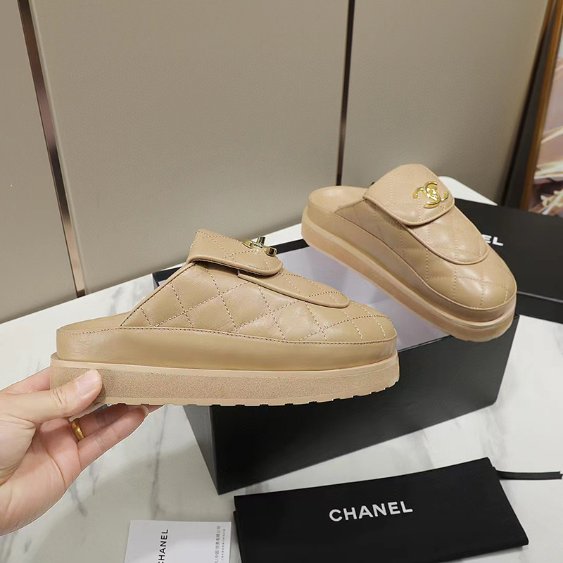 CHANEL CC Turnlock Mules