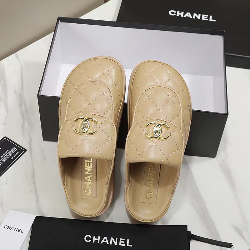 CHANEL CC Turnlock Mules