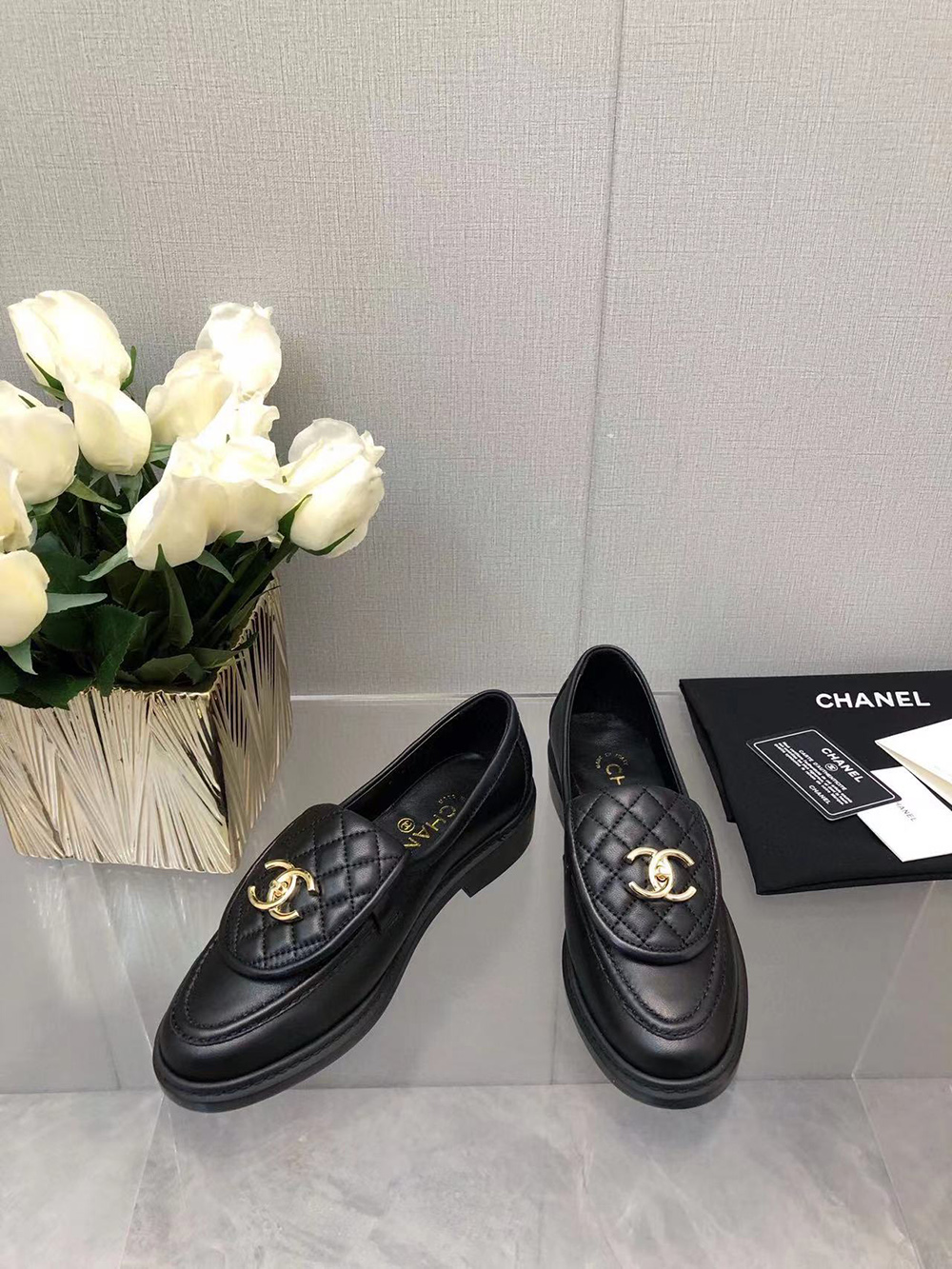 CHANEL CC Leather Loafers