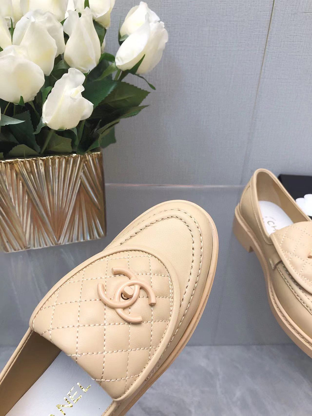 CHANEL CC Leather Loafers