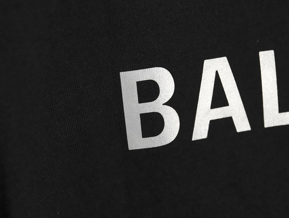 Balenciaga short-sleeved T-shirt with reflective logo on the back