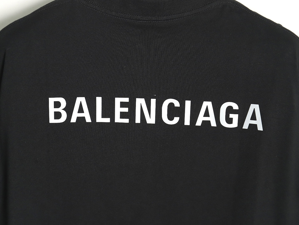 Balenciaga short-sleeved T-shirt with reflective logo on the back