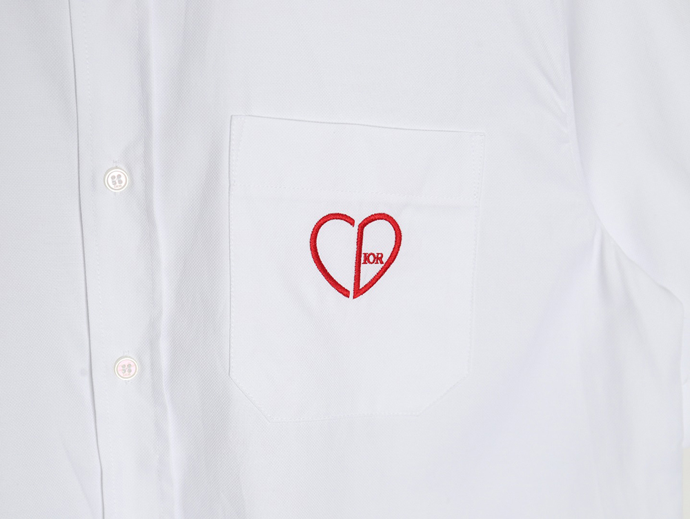 Dior short-sleeved shirt with heart embroidery on pockets