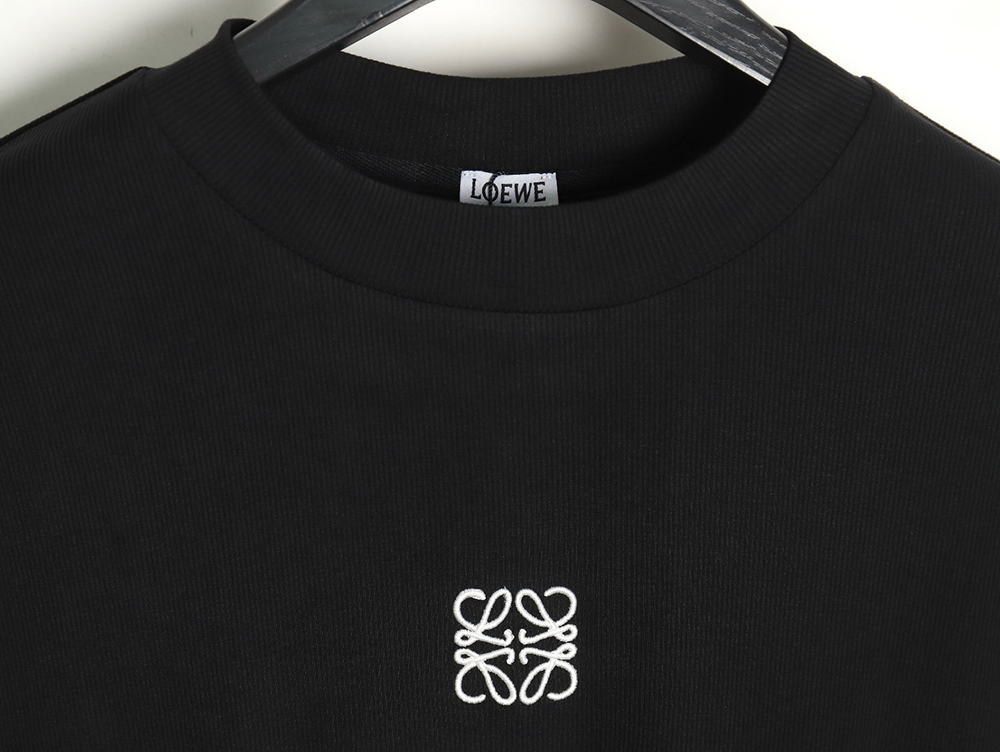 Loewe embroidered logo waffle long-sleeved T-shirt TSK1