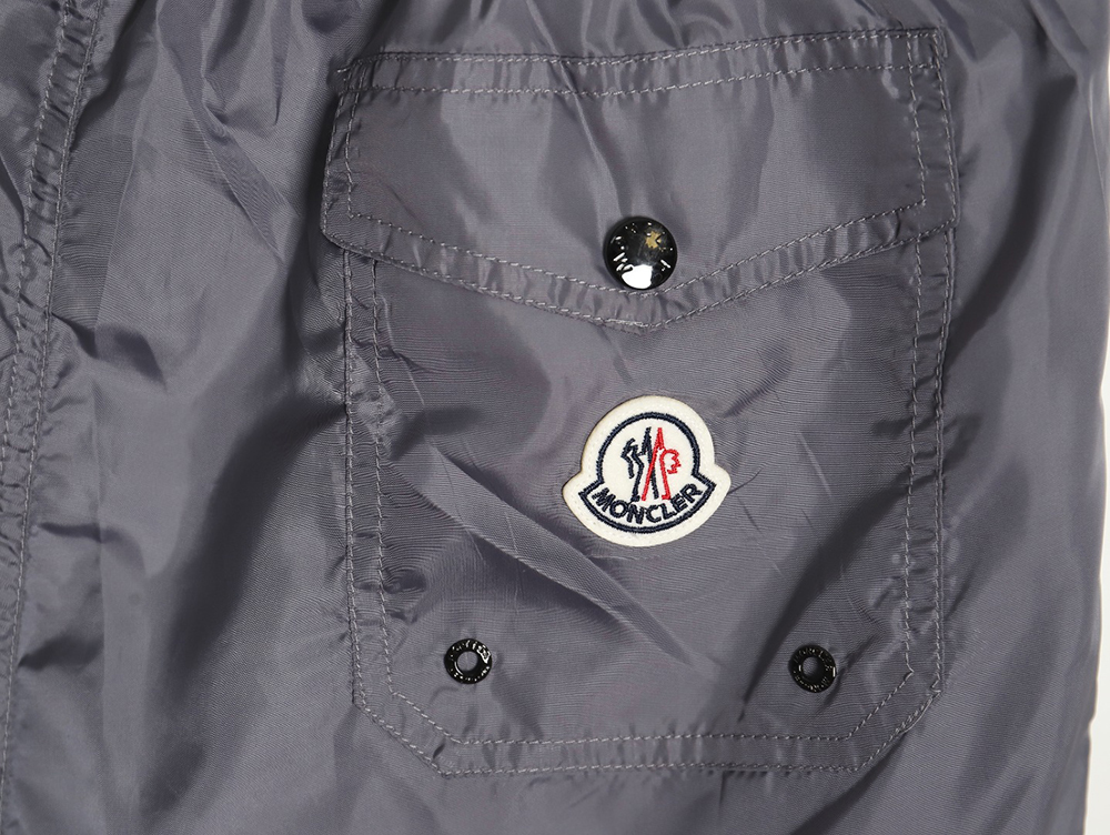 Moncler Classic Pocket Logo Woven Shorts TSK1