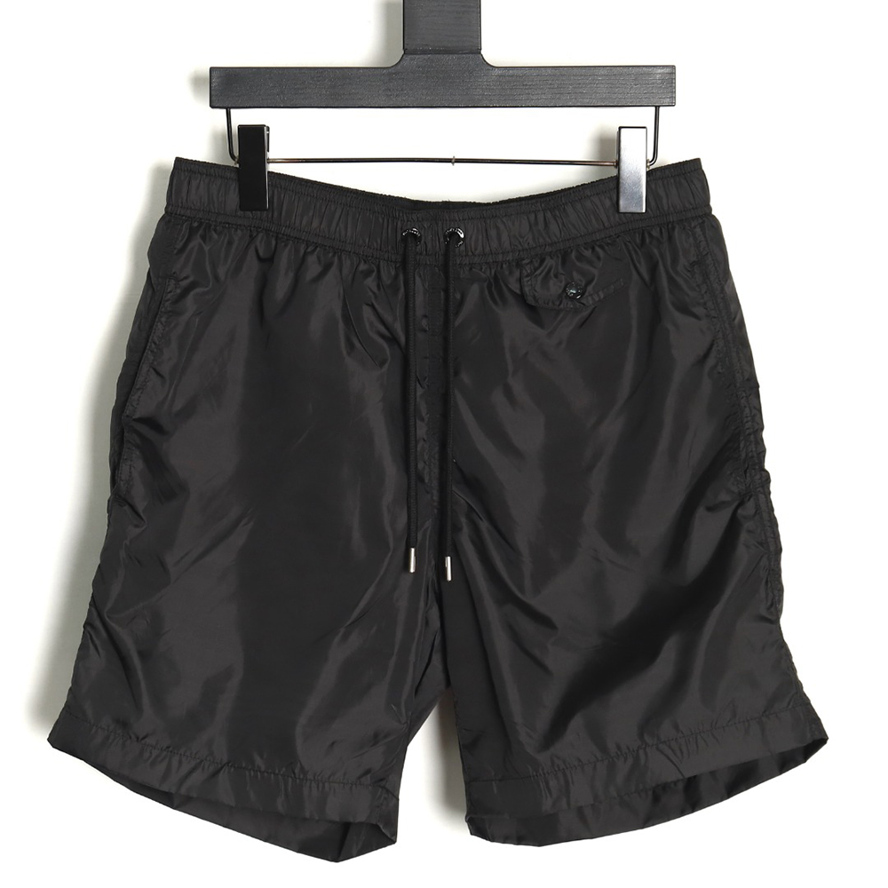 Moncler Classic Pocket Logo Woven Shorts TSK3