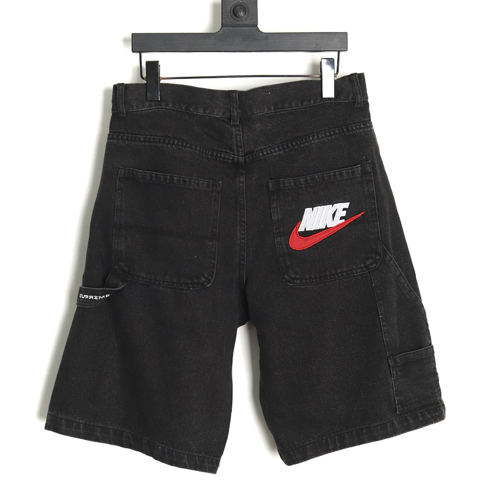 Nike & Supreme co-branded logo embroidered denim shorts TSK2