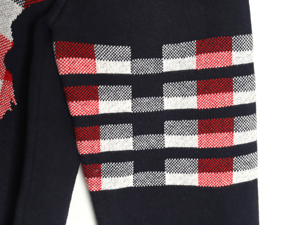 Thom Browne Puppy Crewneck Sweater TSK2