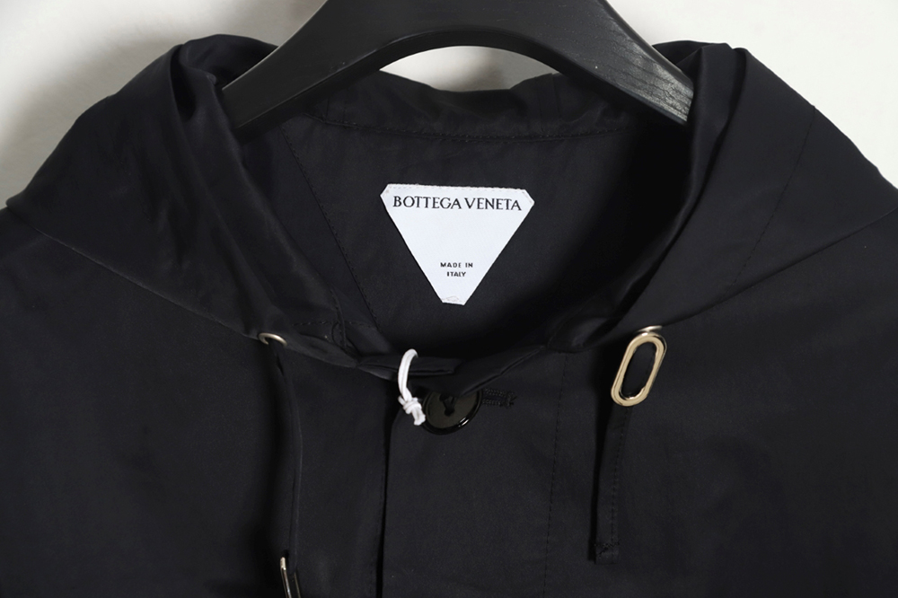 Bottega Veneta hooded jacket with detachable waist bag TSK1