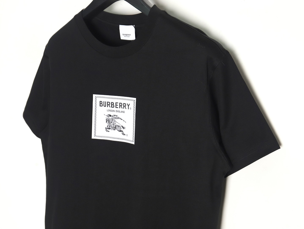 Burberry horse print logo short sleeves