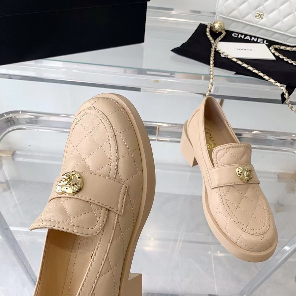 CHANEL CC Heart Loafers Beige