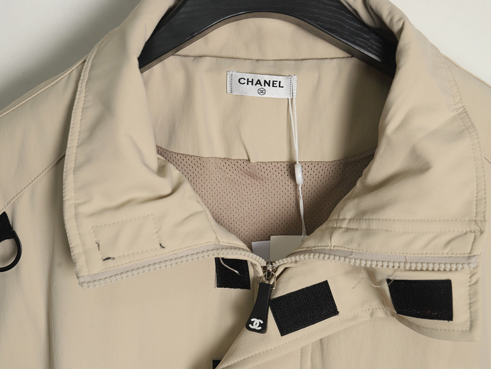 Chanel Embroidered Slogan Vintage Zipper Trench Coat