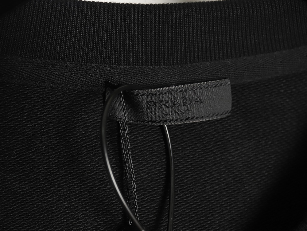 Prada triangle logo collar lettering round neck sweatshirt TSK1