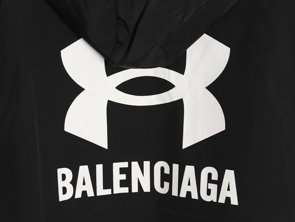 Balenciaga co-branded sports jacket trench coat