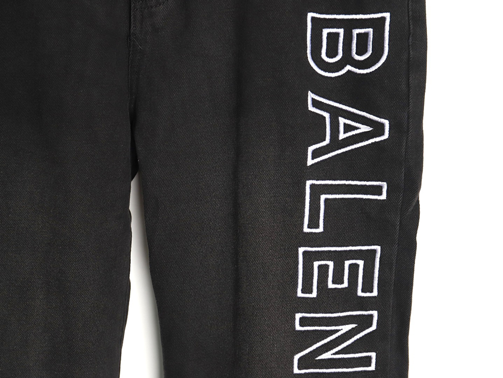 Balenciaga logo-embroidered single-breasted jeans