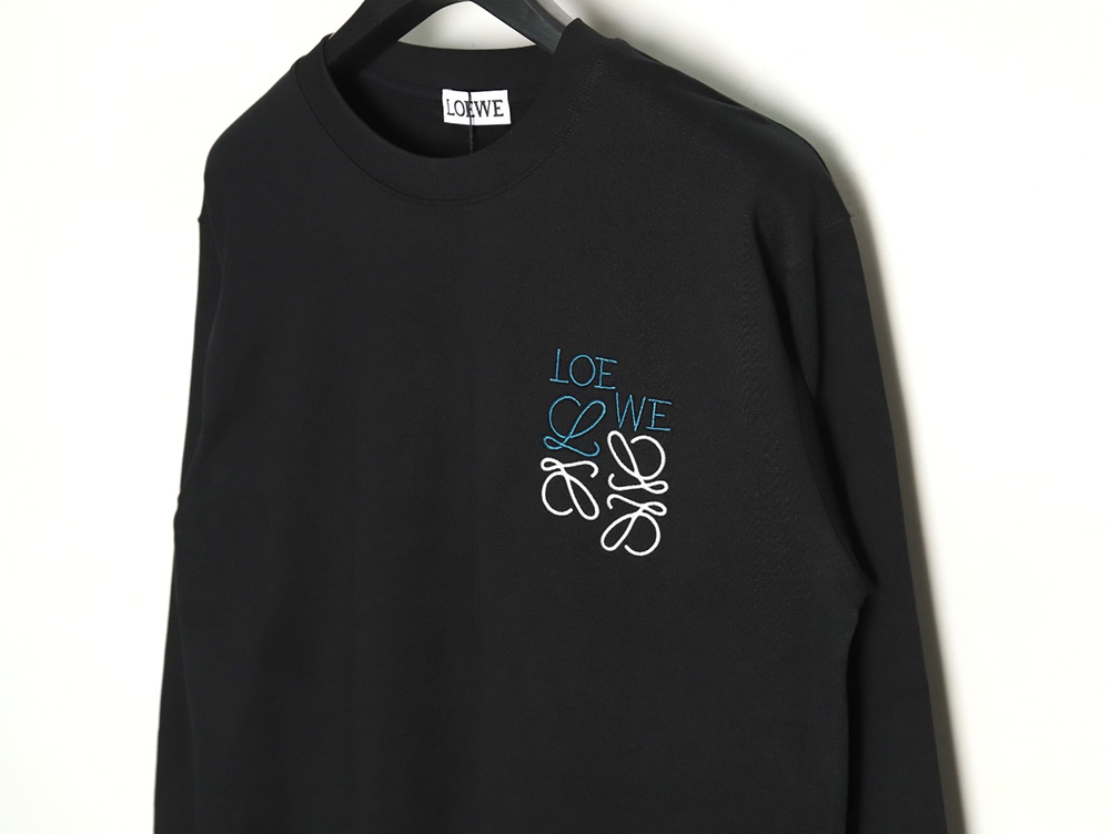 Loewe simple contrast logo embroidered long sleeve TSK1