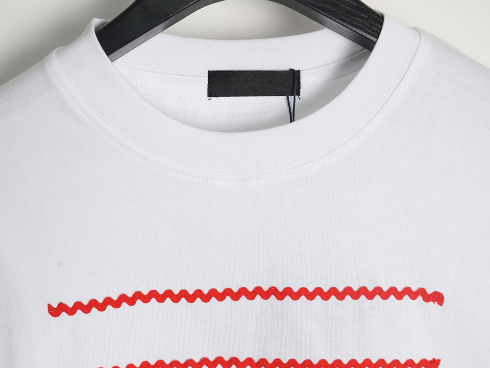 Prada wavy line triangle embroidered short-sleeved T-shirt