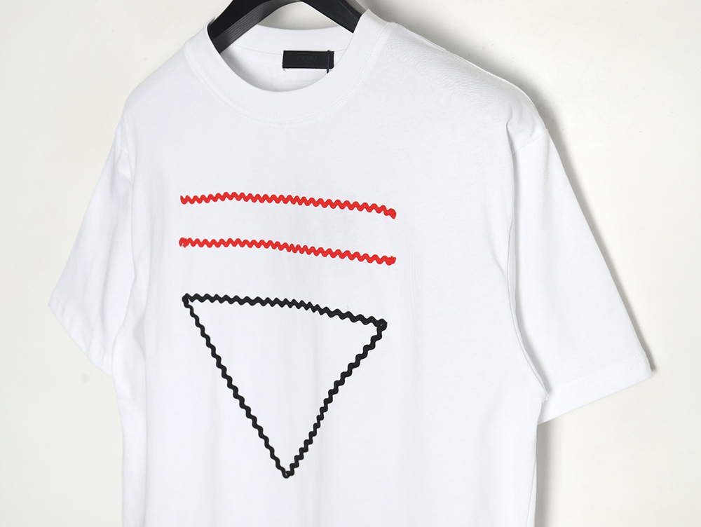 Prada wavy line triangle embroidered short-sleeved T-shirt