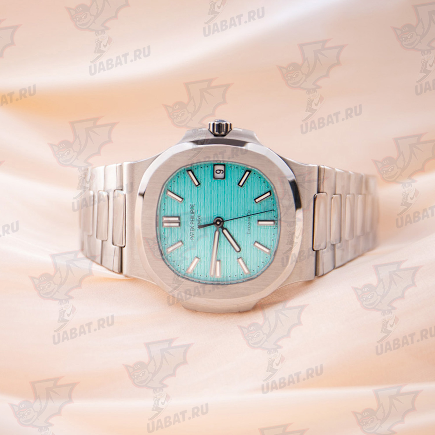 Patek Philippe - Nautilus 40mm 5711 Tiffny Blue SS/SS 3KF Asia 324