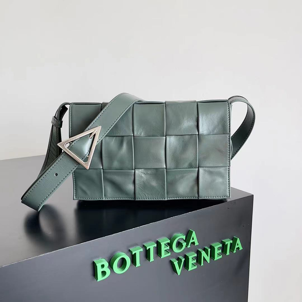 Bottega Veneta bags 667298 23*15*5cm