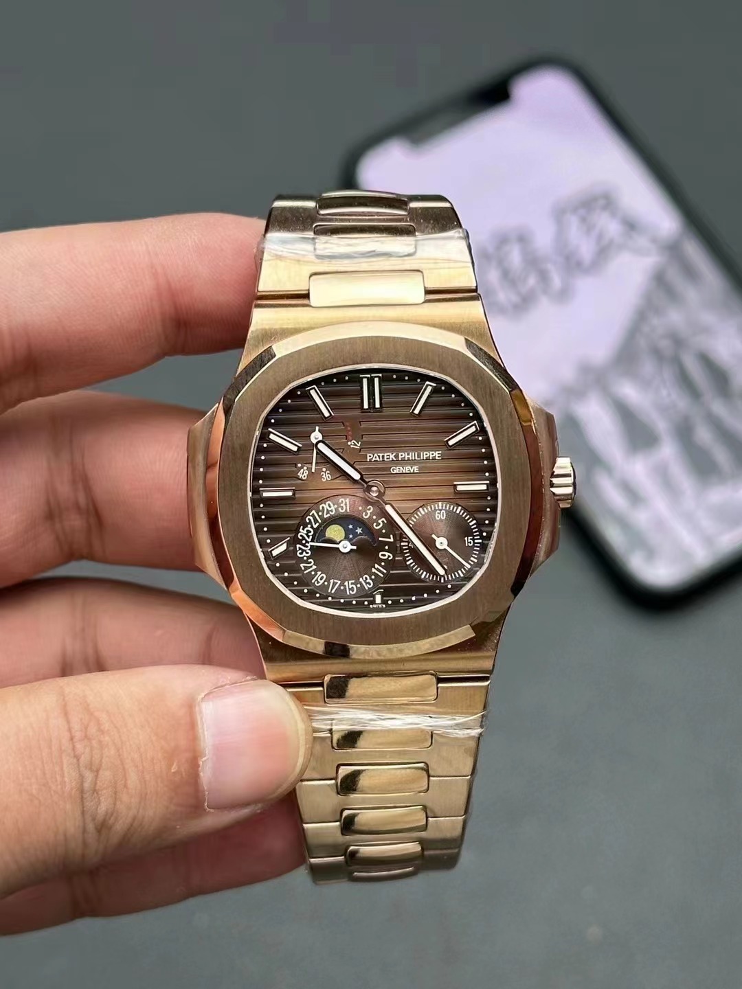 Patek Philippe Nautilus Rose Gold 5712/1R GRF