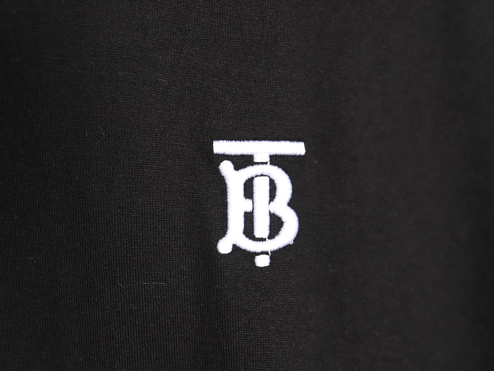 Burberry classic TB embroidered small logo short sleeve