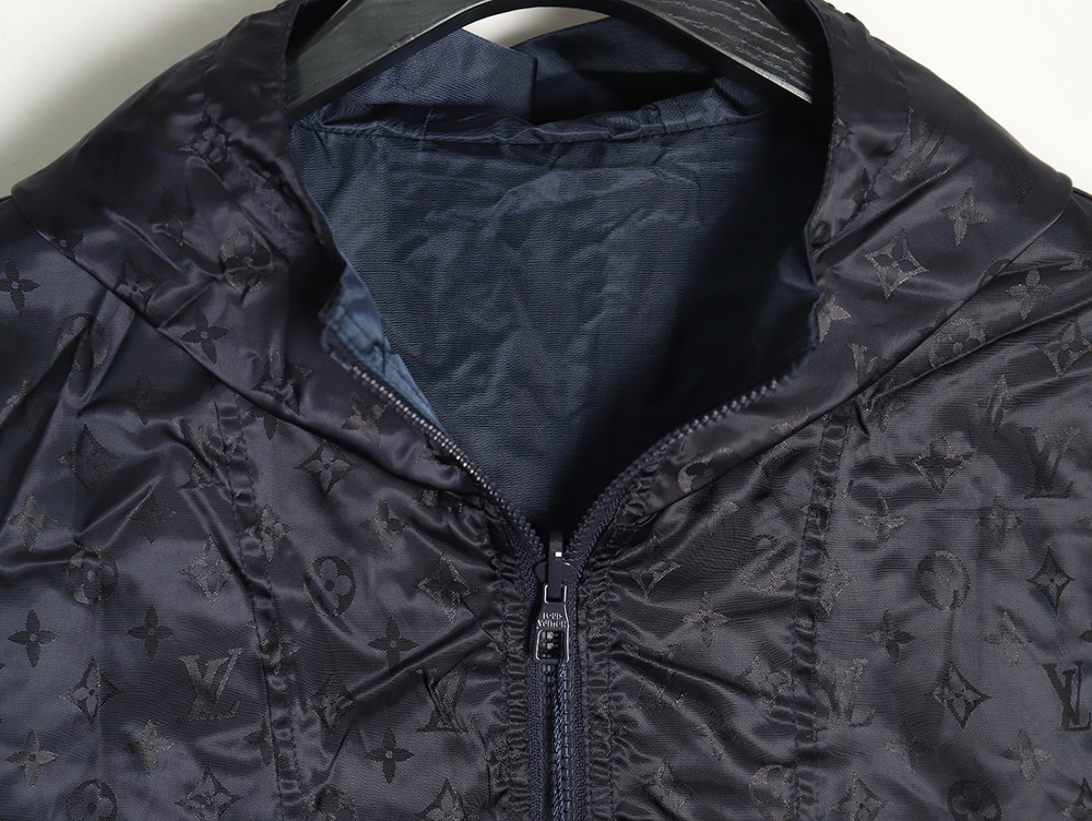 Louis Vuitton Double-sided Jacket with Jacquard Pattern TSK1