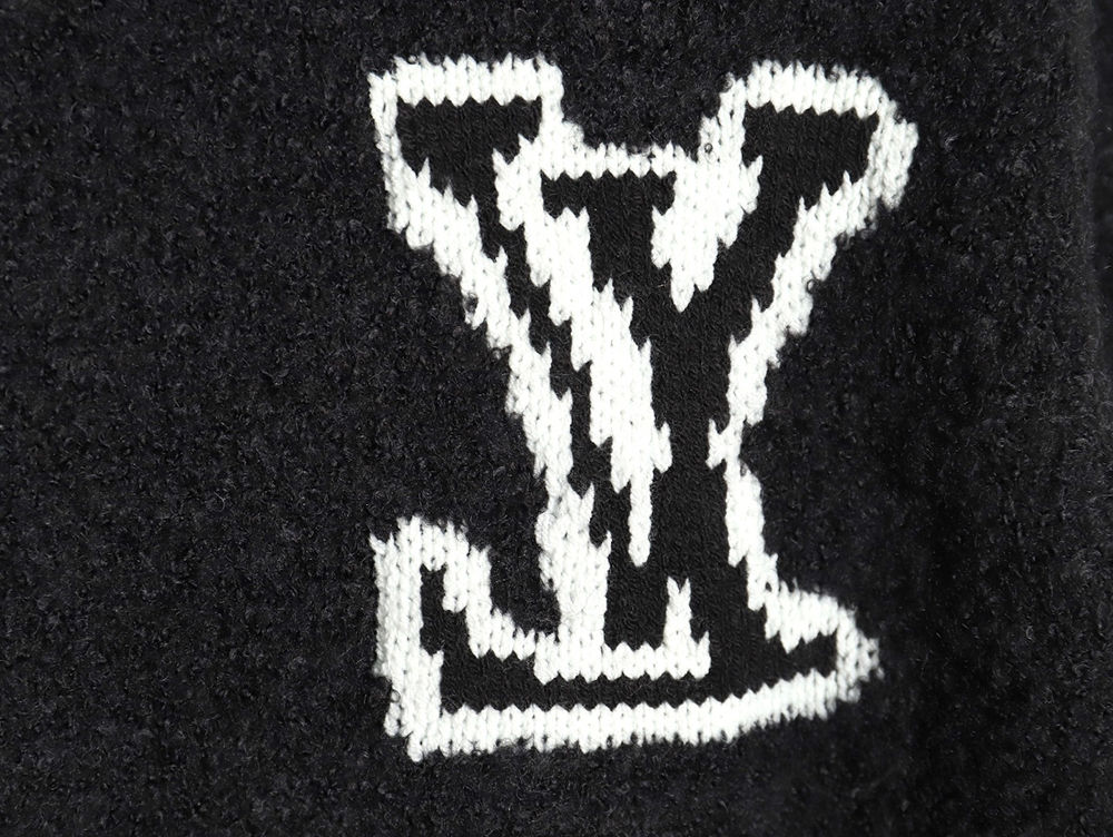 Louis Vuitton Logo Knit Crewneck Sweater TSK1