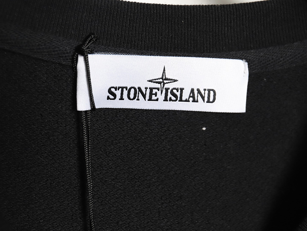 Stone Island Classic Sleeve Badge Round Neck Sweatshirt TSK2