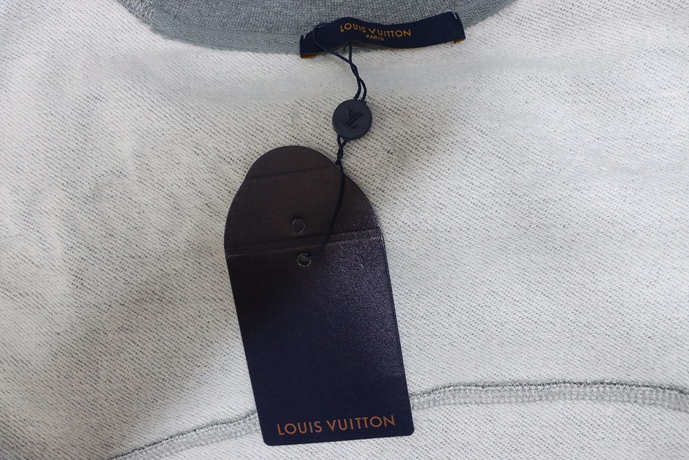 Louis Vuitton & Nigo co-branded heart foam print round neck sweatshirt