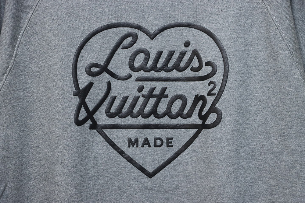 Louis Vuitton & Nigo co-branded heart foam print round neck sweatshirt