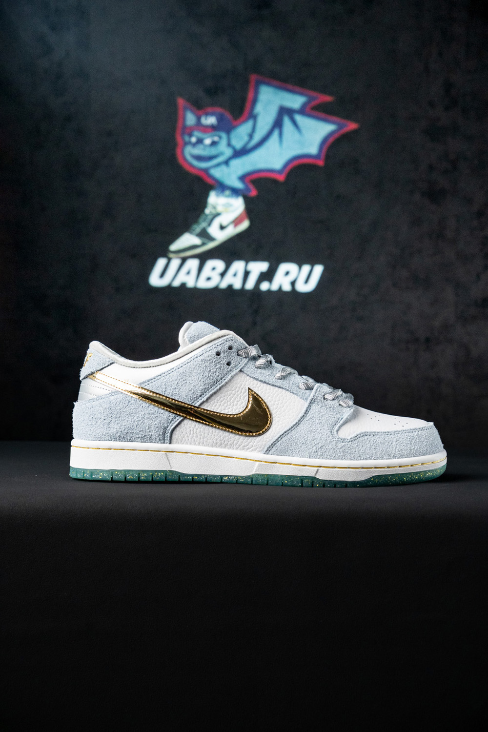 SEAN CLIVER X DUNK LOW SB ''HOLIDAY SPECIAL''