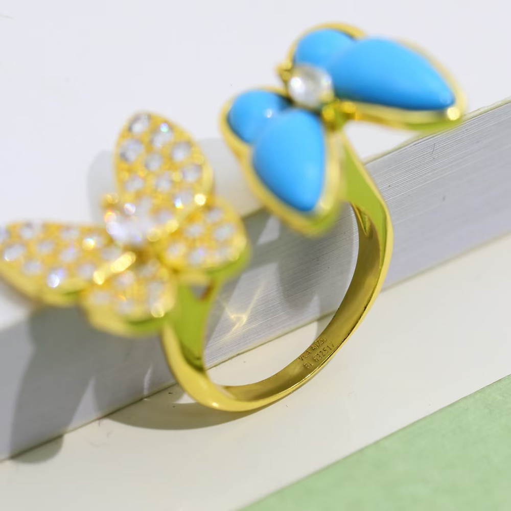 Van Cleef & Arpels Two Butterfly Between the Finger ring RP7UZ00