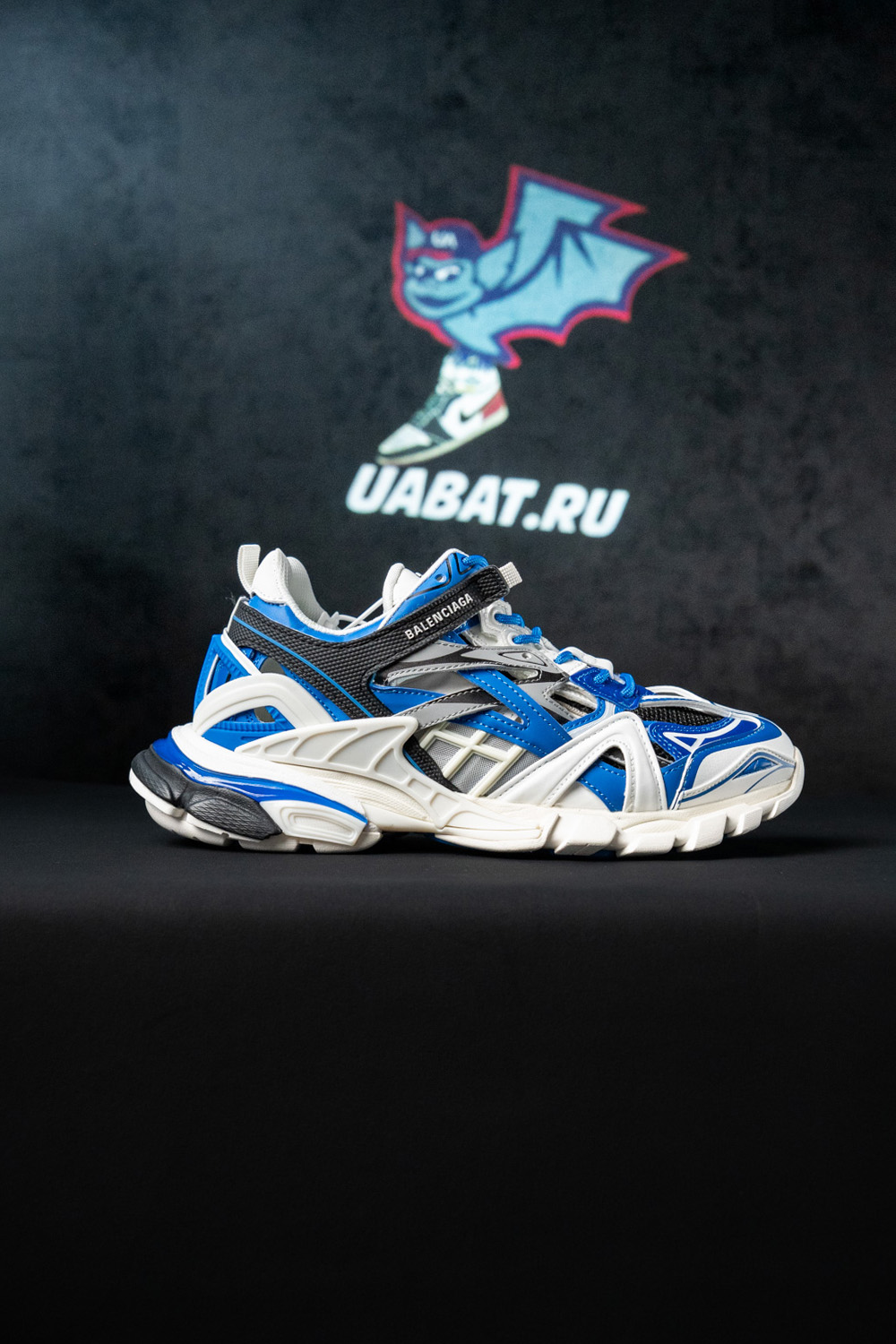 Balenciaga Track.4 Sneaker
