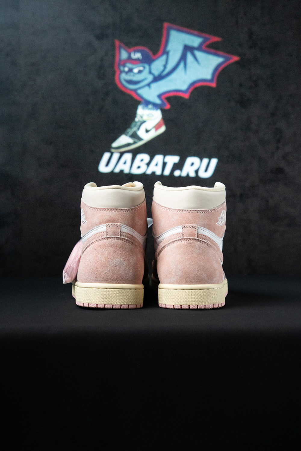 AIR JORDAN 1 RETRO HIGH OG 'WASHED PINK'