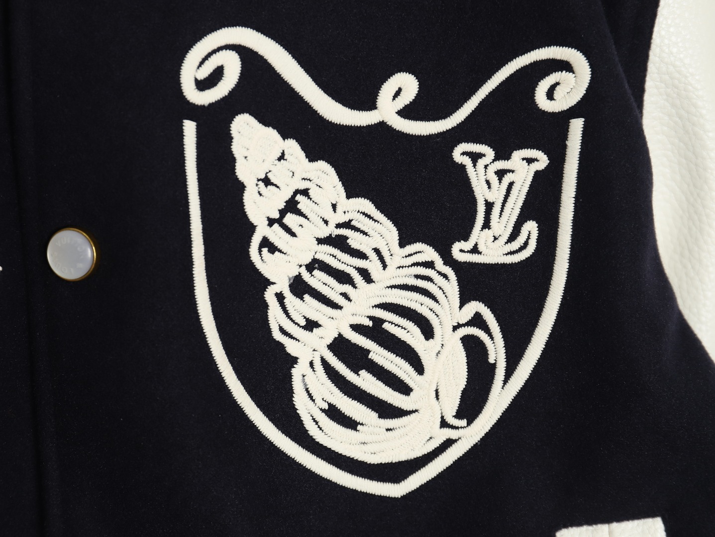Louis Vuitton conch embroidered logo baseball jacket S-XL