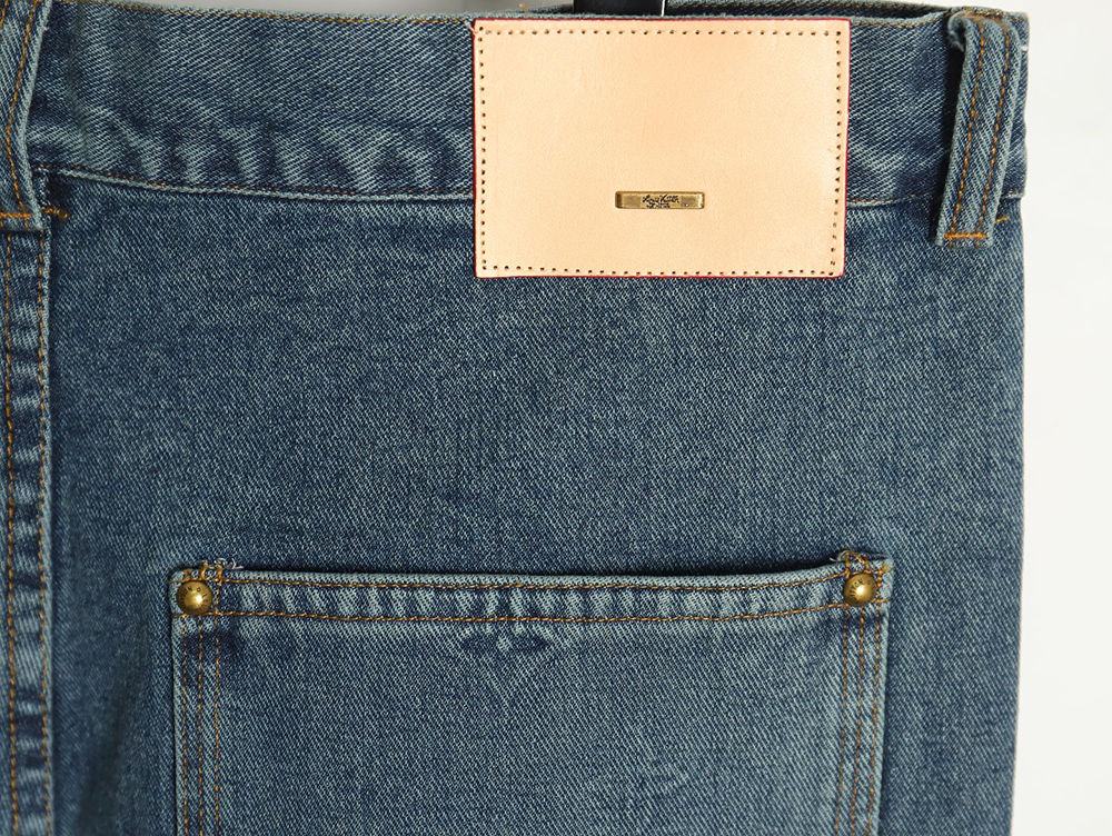 Louis Vuitton embossed monogram cargo jeans 29-32