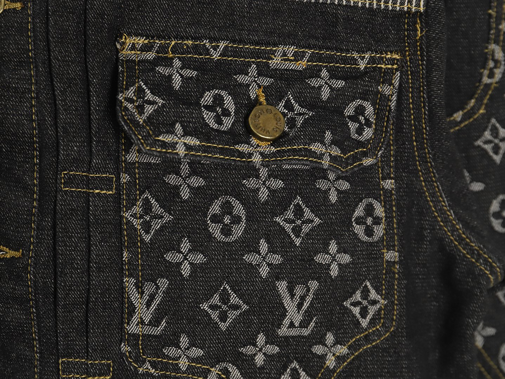 Louis vuitton patchwork contrast washed denim jacket 46-52