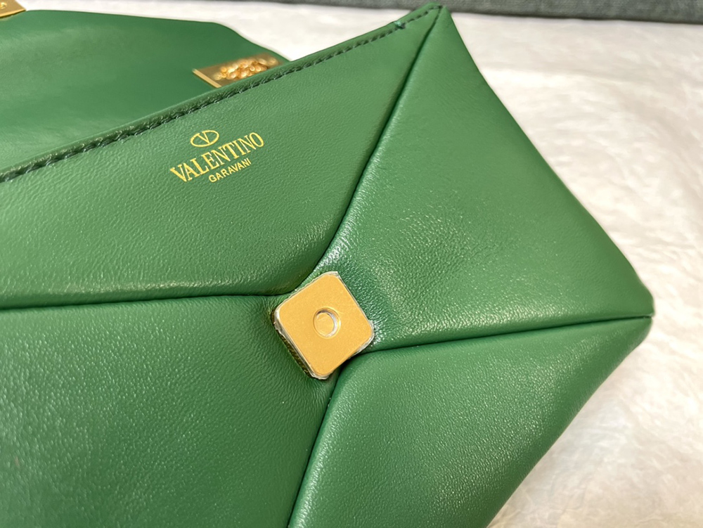 Valentino Bags 1215 19*14*11cm