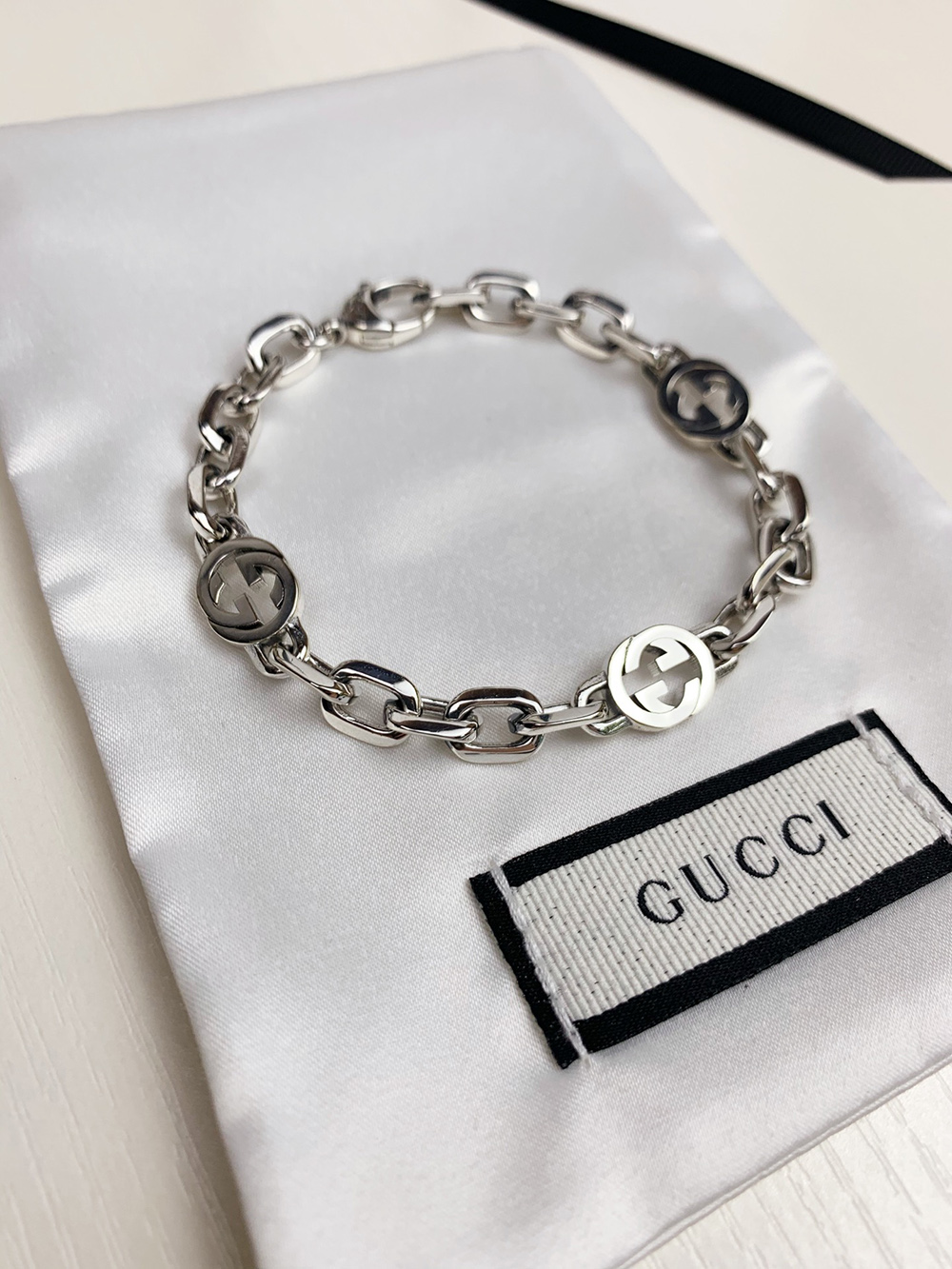 Gucci bracelet 717588