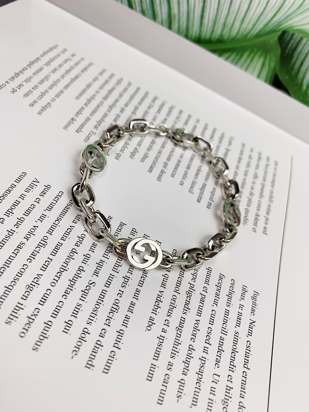 Gucci bracelet 717588