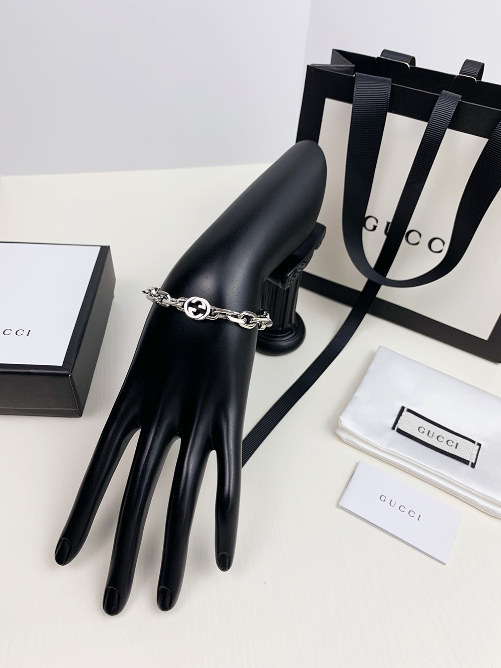 Gucci bracelet 717588