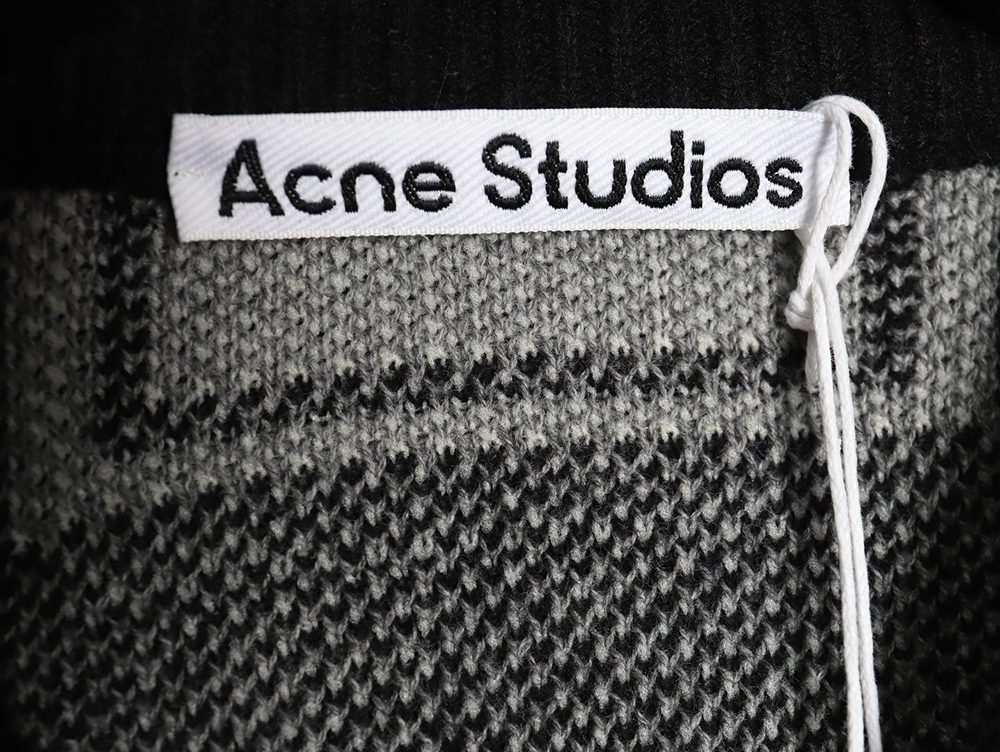 Acne studios square smiley face crew neck sweater TSK1